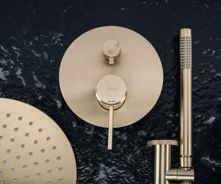 Rea Lungo Grip Regendouche Inbouw 36cm Geborsteld Goud
