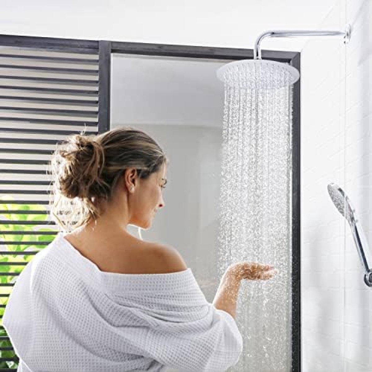 Wat vinden we goed aan de Regendouchekop RVS Universeel Verstelbaar Rond