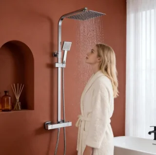 Vemera douchesysteem met thermostaat, regendouche van 20 cm, chroom