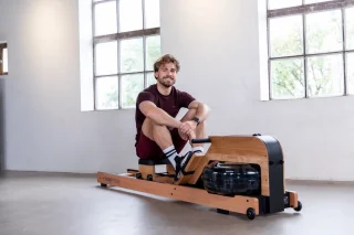 Flow Fitness Perform W9i Oak Roeitrainer