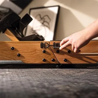 Houten waterroeimachine