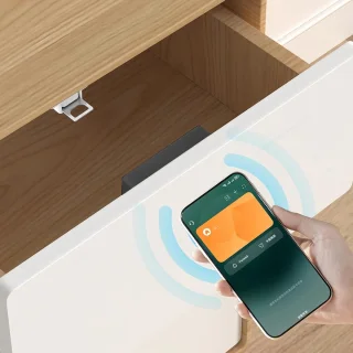 Slimme Onzichtbare Kastslot met NFC en RFID - Veiligheid voor Kasten en Laden