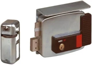 Elektrisch insteekslot