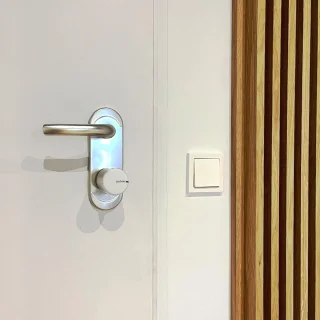 Tedee GO SET V1 White Smartlock met WifiBridge 57mm