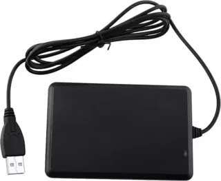 Wat vinden we goed aan de UMA MIFARE USB-kaartlezer