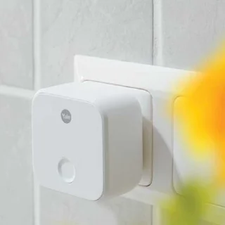 Yale Connect Wifi Bridge