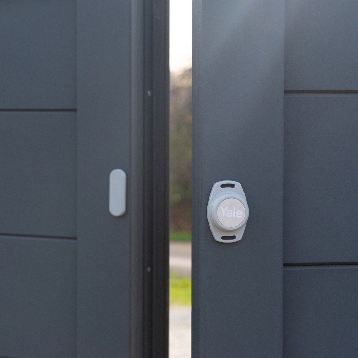 Yale Slimme Poortopener met Draadloze Sensor