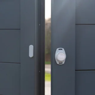Yale Slimme Poortopener met Draadloze Sensor