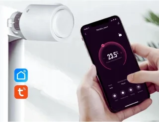 Merk Slimme WiFi Thermostaat met Radiatorknop