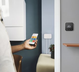 tado° Slimme Thermostaat X Starterskit Zwart/Wit