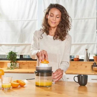 Black & Decker BXCJ30E Sapcentrifuge 30W Transparant EU Plug