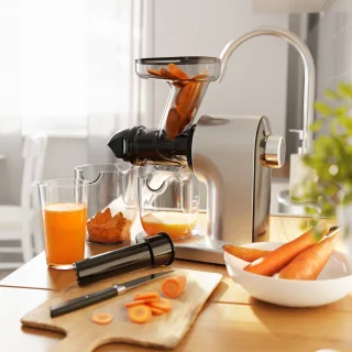 KitchenBrothers Slowjuicer Compact Grijs