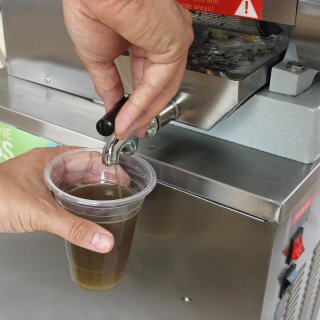 KuKoo Sugar Cane Press apparaat