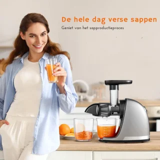 Slowjuicer horizontaal met zeef en maatbeker