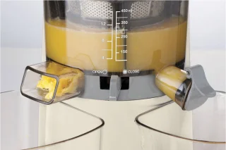 Smeg SJF01CREU slowjuicer creme