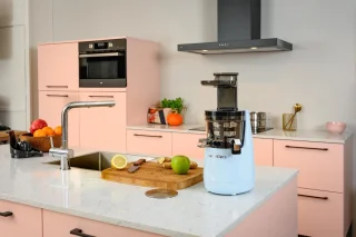Versapers 5G Slowjuicer Verticaal Pastelblauw