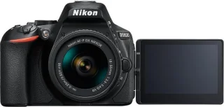 Nikon D5600 + AF-P DX 18-55mm SLR-kit Zwart
