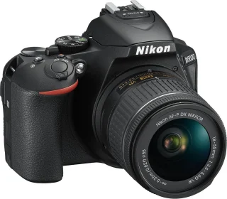 Nikon D5600 spiegelreflexcamera + AF-P 18-55mm lens