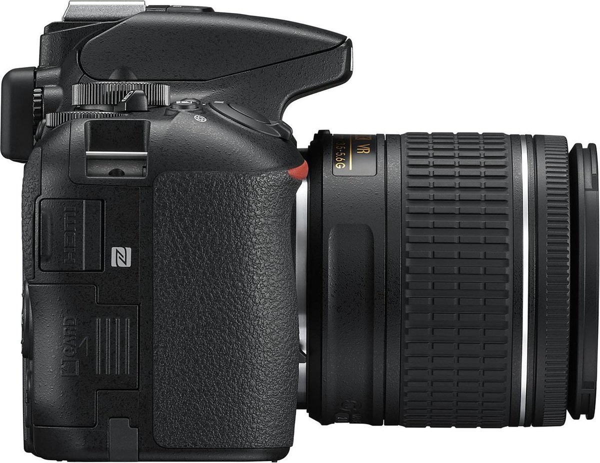 Nikon D5600 spiegelreflexcamera + AF-P 18-55mm lens
