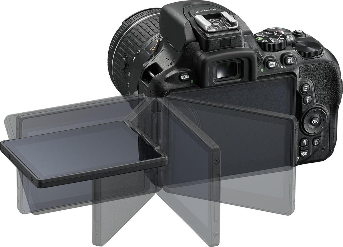 Nikon D5600 spiegelreflexcamera + AF-P 18-55mm lens