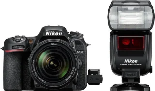 Nikon D7500 Spiegelreflexcamera AF-S 18-140mm VR