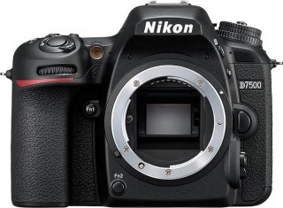 Nikon D7500 Spiegelreflexcamera AF-S 18-140mm VR