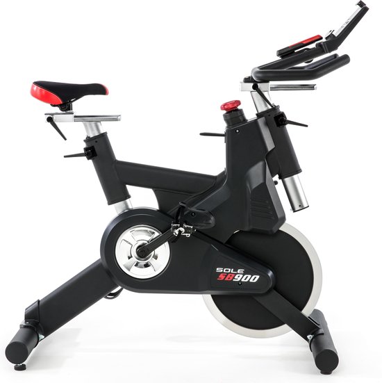 Sole Fitness SB900 — professionele indoor cycling voor thuis en lichte commercie