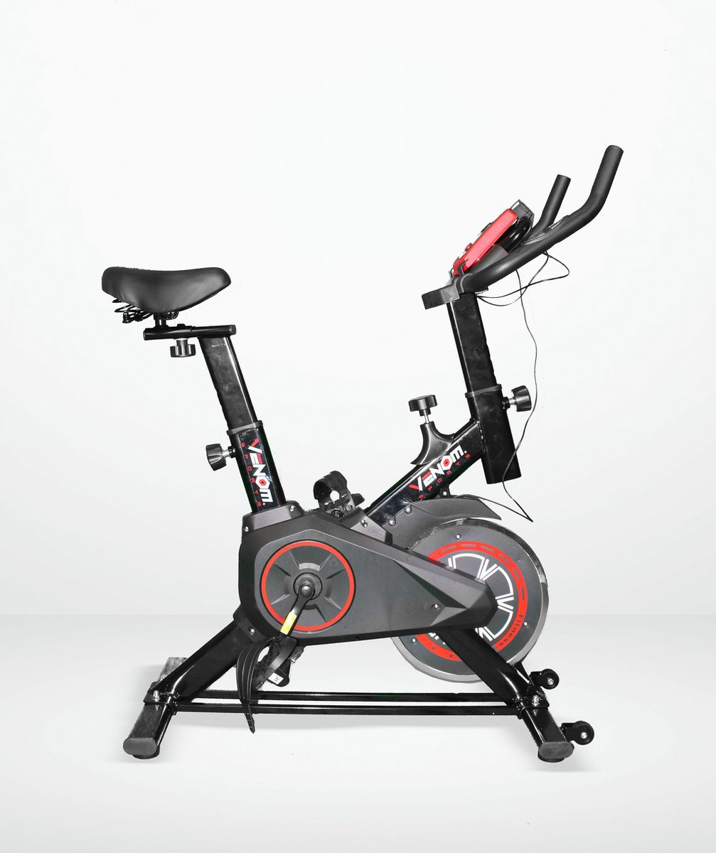 Wat vinden we goed aan de Venom Sports Hometrainer Fiets Indoor Zwart/Rood