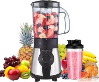 Blender met fles cranberry