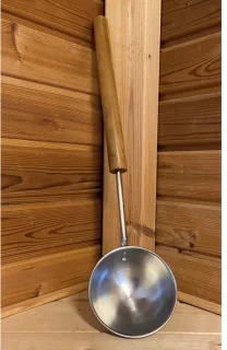 De Saunia Opgietlepel Teak in één oogopslag