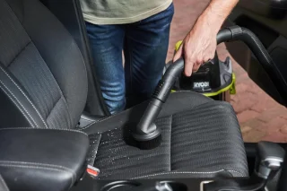 Ryobi 18 V ONE+ snoerloze nat- en droogzuiger R18WDV-0, 82 AW zuigkracht, 18 L reservoir, zonder accu en lader
