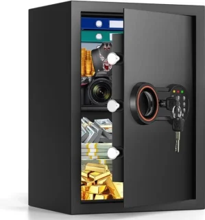 Kluis met digitaal slot en reservesleutels