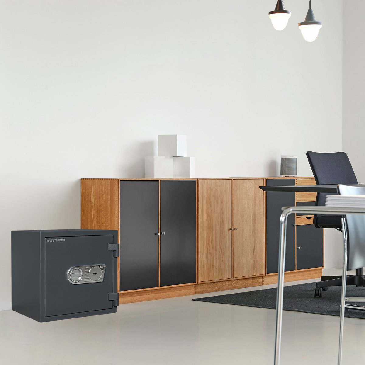 Wat vinden we goed aan de Rottner Atlas Fire 45 EN1 Brand- en Inbraakwerende Kluis Sleutelslot