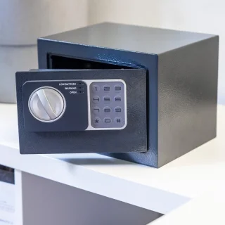 Wat vinden we goed aan de SNJY® Kluis 17 x 23 x 17 cm Antraciet