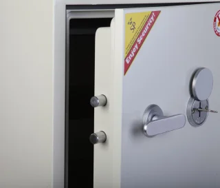 Wat vinden we goed aan de Technomax TECHNOFIRE 30 S NGS K brandwerende kluis 5130SNGSK