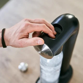 BRITA SodaOne saturator zwart