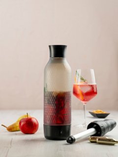 Wat vinden we goed aan de iSi Twist'n Sparkle Virtuoso Fles 0,95 L Onyx