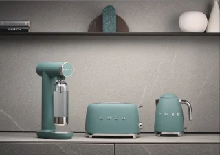 SMEG SKC01EGM Soda Maker Emerald Green