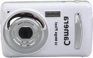 Compacte digitale camera wit