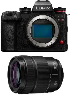 Panasonic Lumix S1R II + 28-200mm f/4.0-7.1