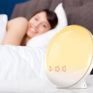 Wake Up light- Lichtwekker - Wekkerradio met natuurgeluiden – Nachtlampje – Bedlamp – Zonlicht simulatie – Smartapp