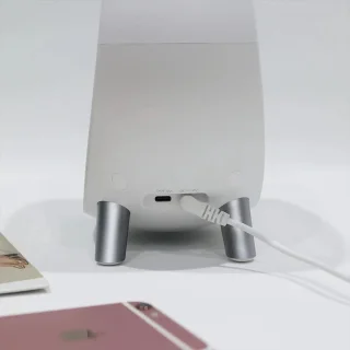 Inga Smart Wake Up Light - Draadloze Oplader & Bluetooth Speaker