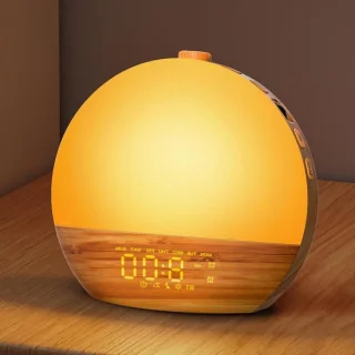 Wekker met zonsopgang simulatie