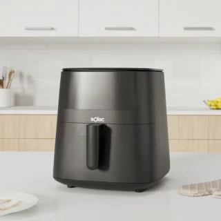 Olievrije airfryer 7l met digitaal touchscreen, zwart