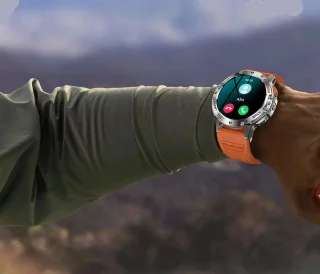 WizBay Premium Select® 1.43inch Amoled Sport Smartwatch Dames Heren - Android en iOS - IP68 - LED Zaklamp - Bluetooth Bellen - Hartslag & Slaap Monitor - Bloeddruk & Bloedzuurstofmeting - Multiple 60+ Sport Modi - Smartwatches - Zwart