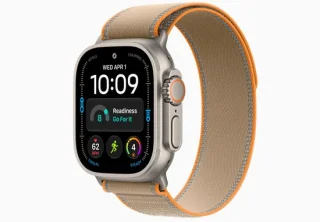 Apple Watch Ultra 4 - 49 mm - Natural titanium - Trail-bandje - M/L