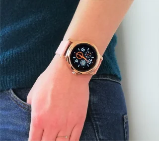 Belesy SMART smartwatch dames en heren goud roze siliconen