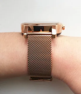 Belesy SMART Smartwatch Goud Staal 1.3 inch