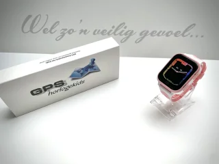 GPSHorlogeKids Yoda Roze - GPS Horloge Kind Smartwatch 4G