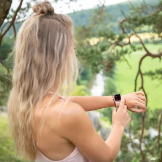 Hama Fit Watch 5910 Smartwatch rosé